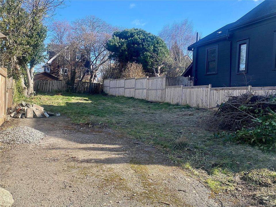 1st image of 2017 Cameron St