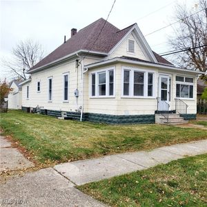 925 E St, Lorain, OH, 44052