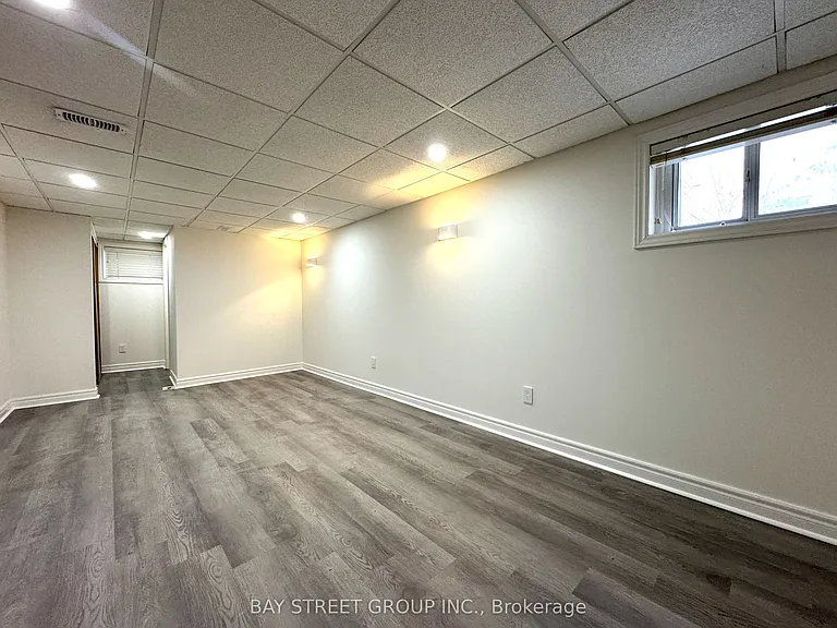 131 Allanford Rd — Photo 17