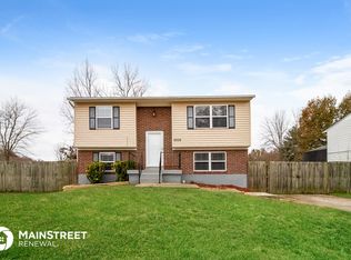 9305 Pirouette Ave, Fairdale, KY