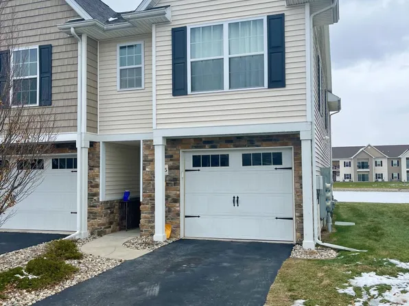 4745 Lakeside Dr, Maumee, OH 43537