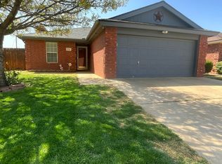 711 9th St, Wolfforth, TX 79382