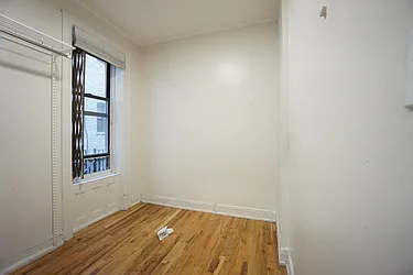 Rented by Rennit Inc.