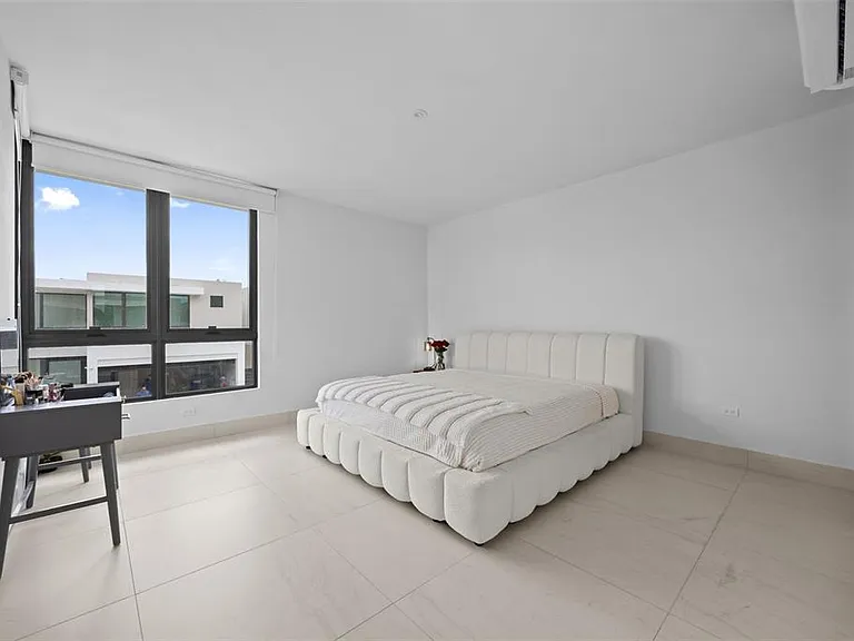 135 Salonga St — Photo 19