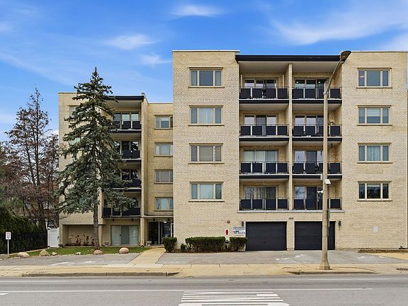 2nd image of 1010 N Harlem Ave APT 504