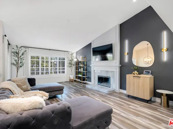 24550 Gardenstone Ln, West Hills, CA 91307