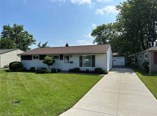 1215 E 348th St, Eastlake, OH