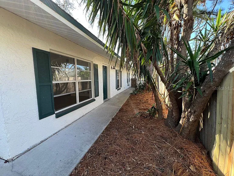 2773 Cypress Dr #C — Photo 1