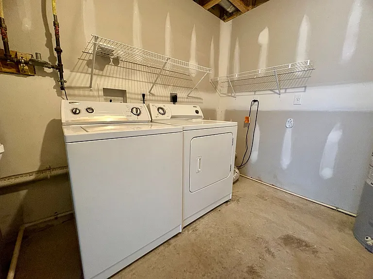 710 Rachel Dr — Photo 32