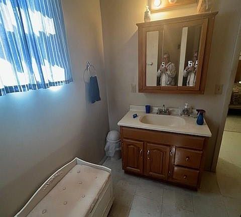 3rd image of 922 8th Street