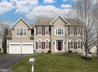 35572 Turtle Hill Dr, Round Hill, VA