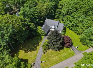 30 Grouse Lane, Woodbridge, CT 06525