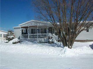 1328 Chestnut St, Alden, NY 14004