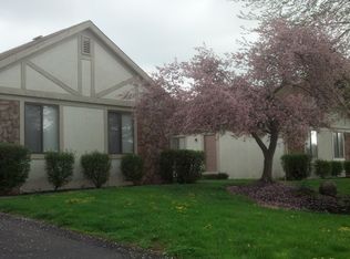 3672 Petzinger Rd, Columbus, OH 43232