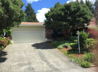1808 Lincoln Cir SE, Renton, WA 98055