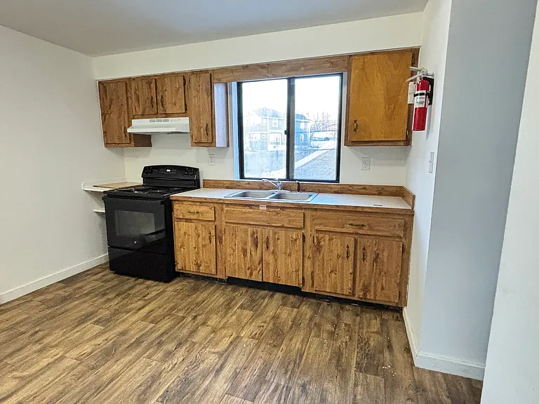6631 Chester Ave #4 — Photo 1