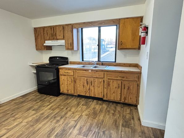 6631 Chester Ave #4