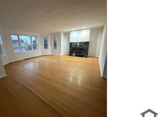 6825 S Crandon Ave APT 3, Chicago, IL 60649