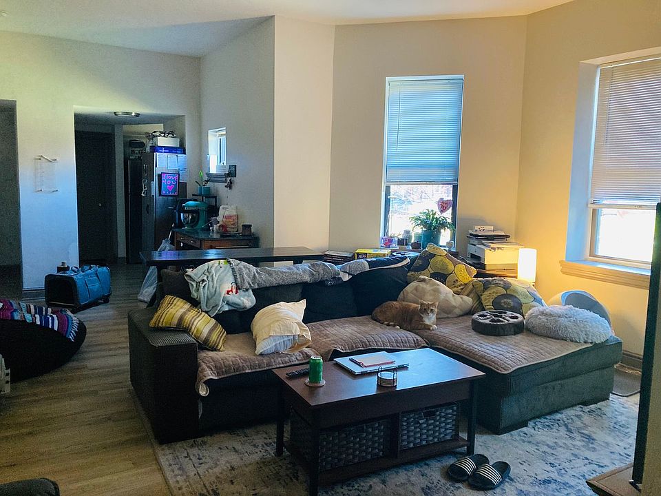 1st image of 1110 Sheffield St #202