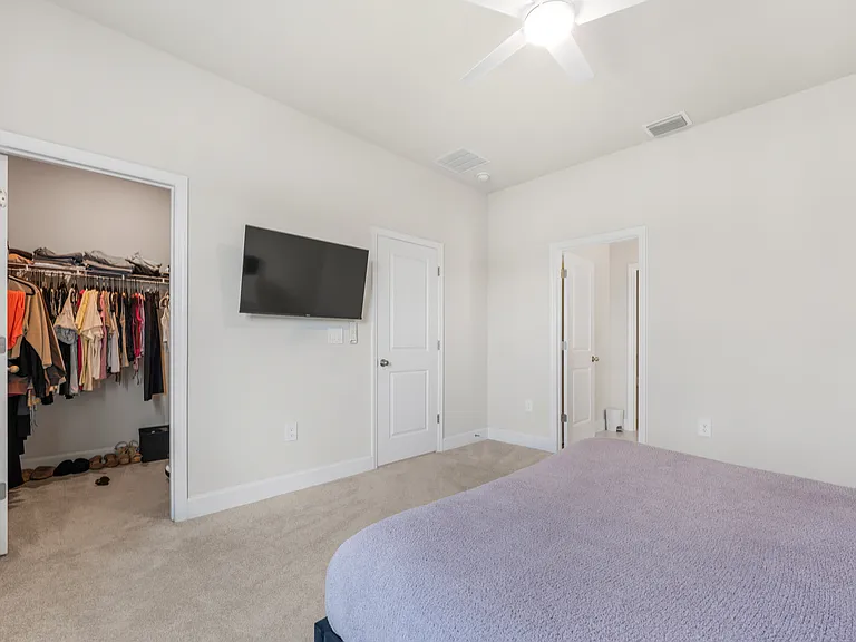 14048 Crimson Ave — Photo 30