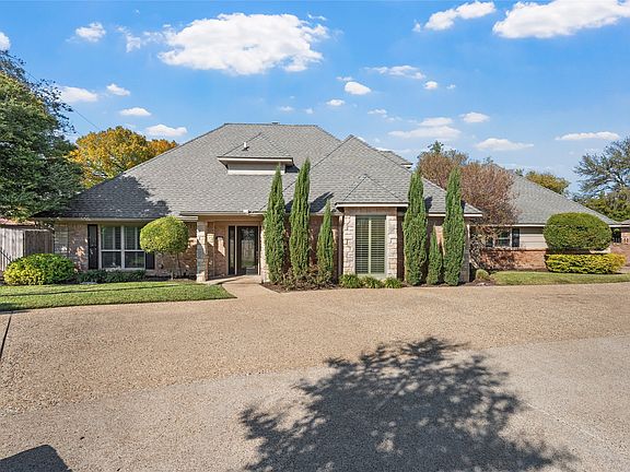 2nd image of 7125 Fish Pond Rd