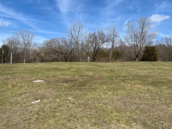 3rd image of 9694 Hamilton Cleves Rd