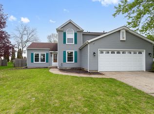 514 Brookwood Trl, McHenry, IL 60050