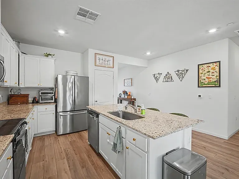 6518 Arena Way — Photo 3