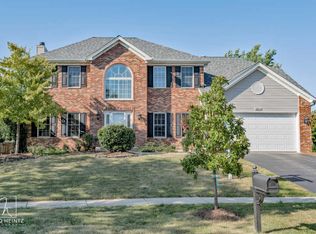 3310 Banford Cir, Lake In The Hills, IL 60156