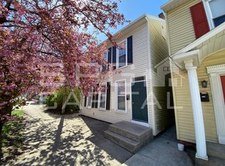 241 York St #10751218, Hanover, PA 17331