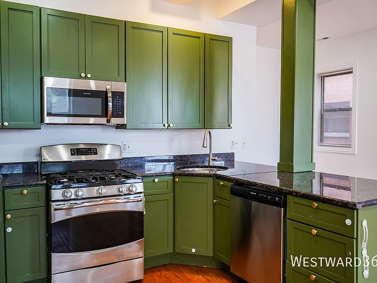5172 S Michigan Ave #2 — Photo 4