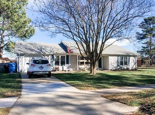 1196 Glendale Dr, Virginia Beach, VA 23454