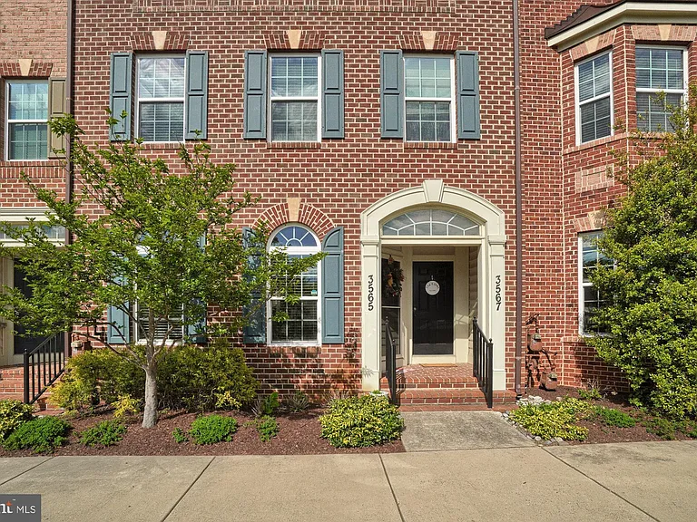 3565 Holborn Pl — Photo 4