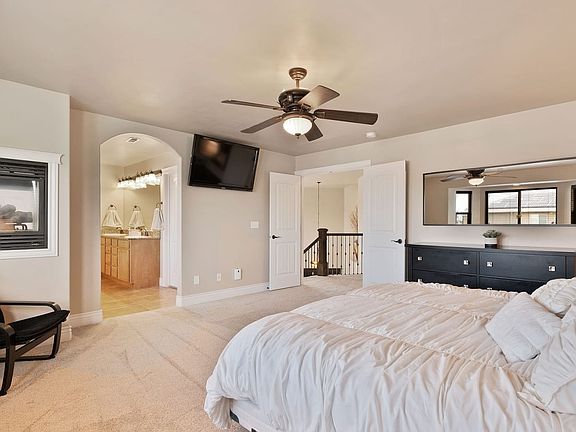 4th image of 3958 W Sand Lake Dr