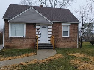 4352 Lee Heights Blvd, Warrensville Heights, OH