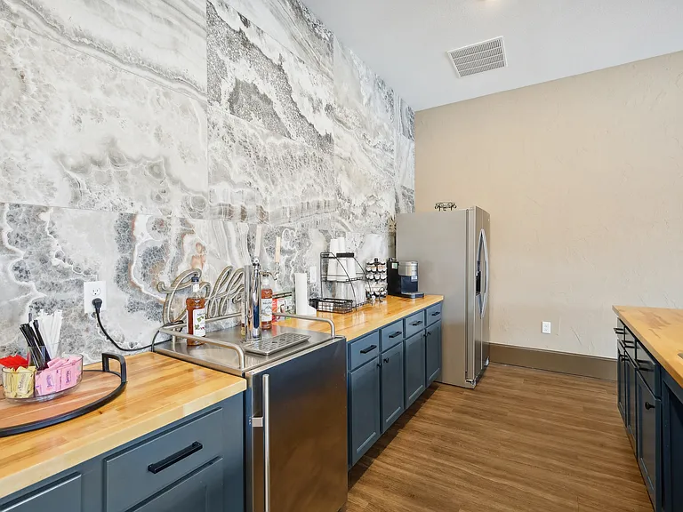 Azora Ranch Apartments — Photo 20