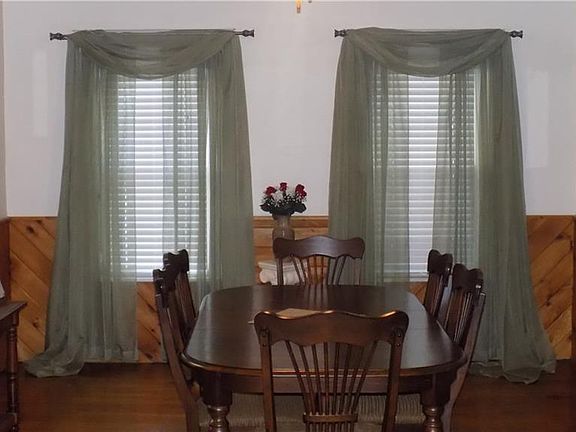 5th image of 150 Bloomfield Ave