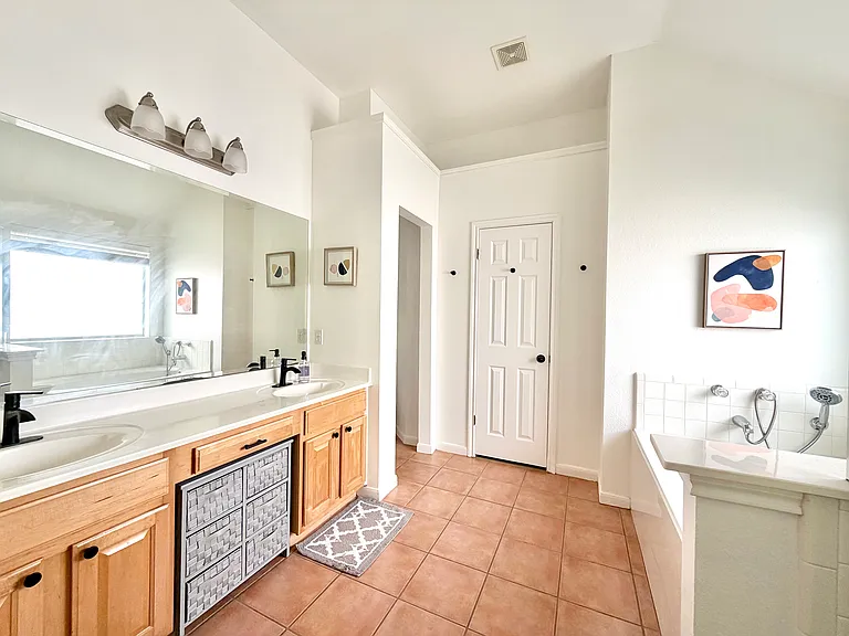 5701 Taylorcrest Dr — Photo 9
