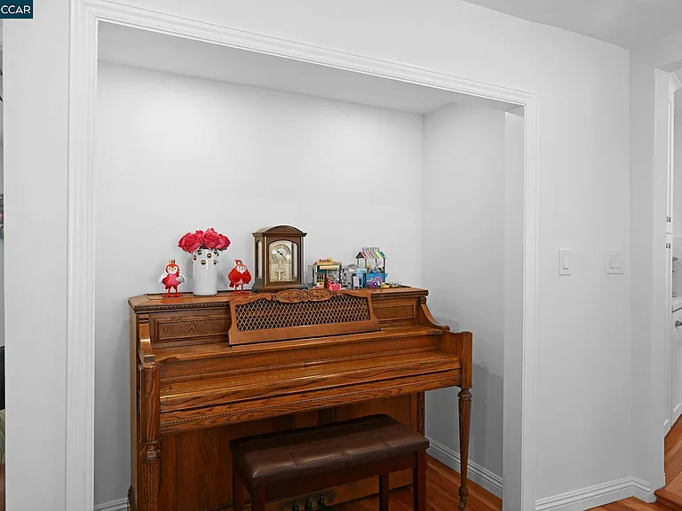 3560 Old Mountain View Dr — Photo 11
