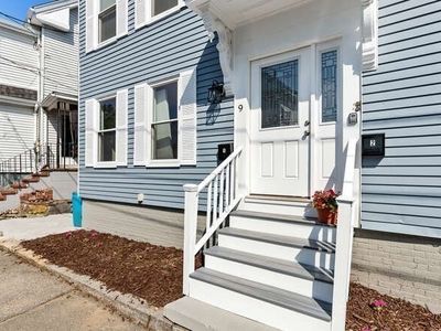 9 Foster St #1, Gloucester, MA, 01930