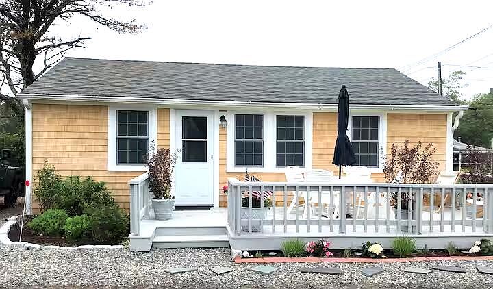 1st image of 230 Old Wharf #265