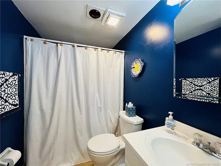 9400 S Ocean Dr #201B — Photo 47