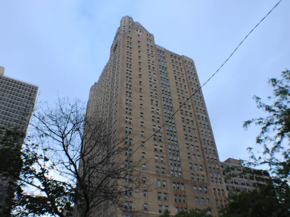 5000 S East End Ave APT 24A, Chicago, IL 60615