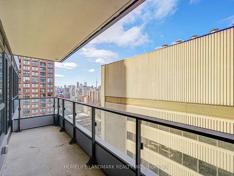 395 Bloor St E #2302 — Photo 31