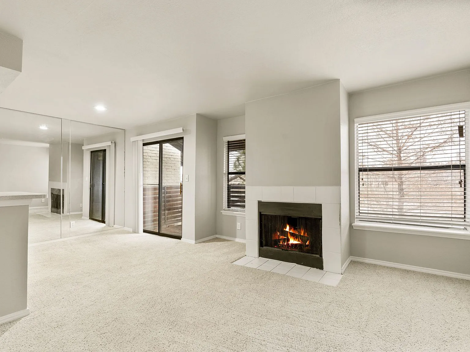 Waterside Apartments Tulsa — Photo 1