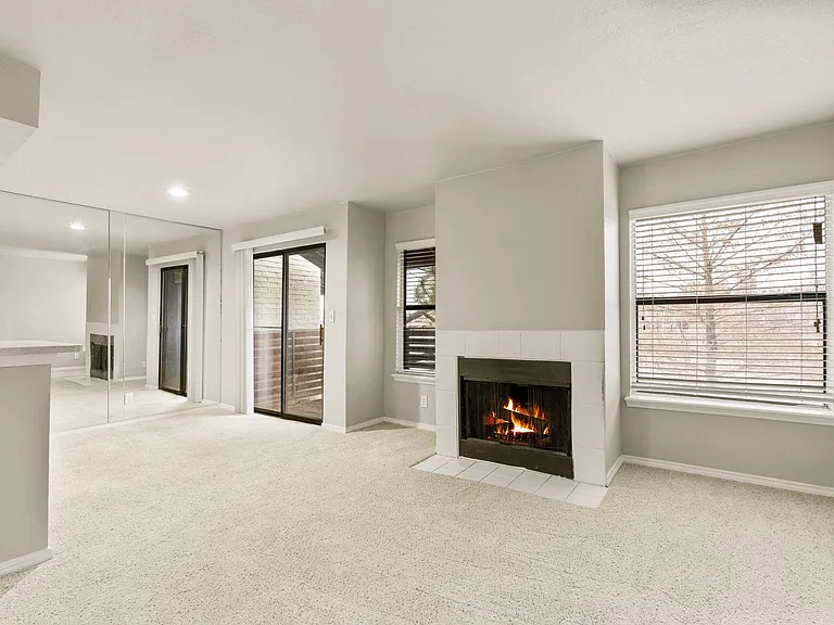 Waterside Apartments Tulsa — Photo 1
