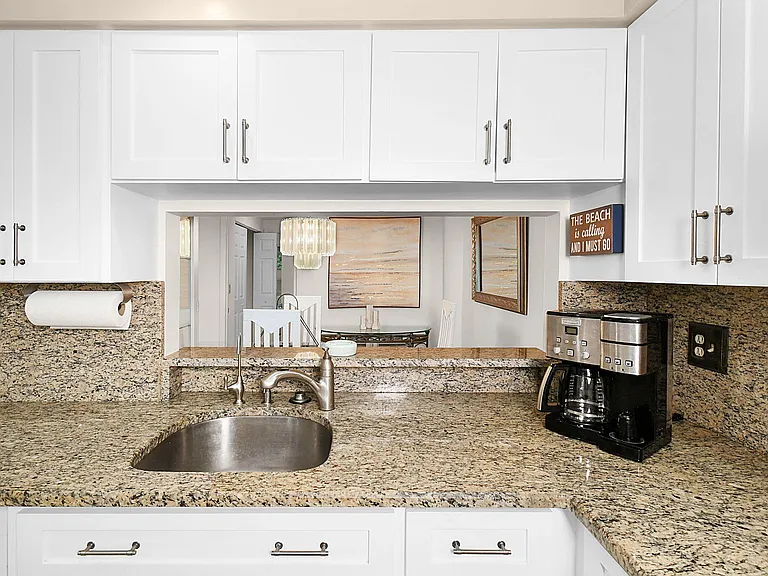 221 NE Plantation Rd #211 — Photo 14