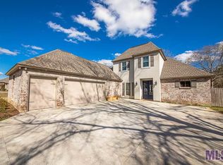 29408 Preston Pointe Dr, Livingston, LA 70754