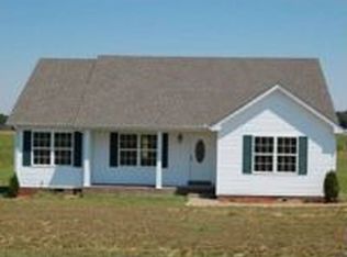 240 Old Martin Chapel Rd, Portland, TN 37148