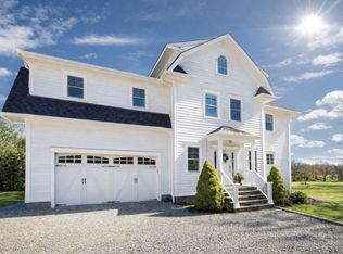 74 Old Post Ln, Mamaroneck, NY 10543